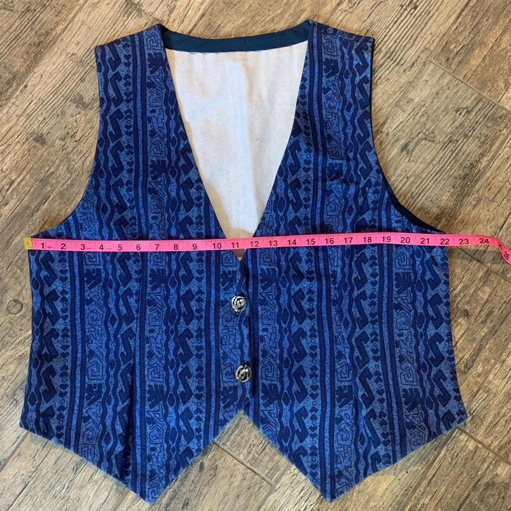 Vintage women’s blue Aztec print button down vest Preloved good condition - Picture 3 of 4